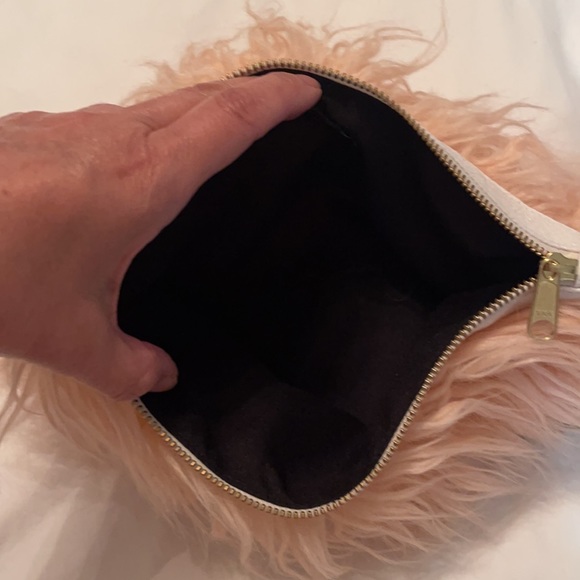 Stacy Kessler faux fur bag - Picture 3 of 7